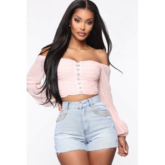 Fashion Nova Tops - 🦋HP🦋 Off The Shoulder Chiffon Top